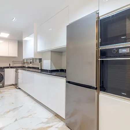 Apartman Dar Alisios 2 *